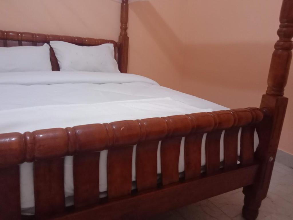 Katil atau katil-katil dalam bilik di Tembo Lodge Eldoret