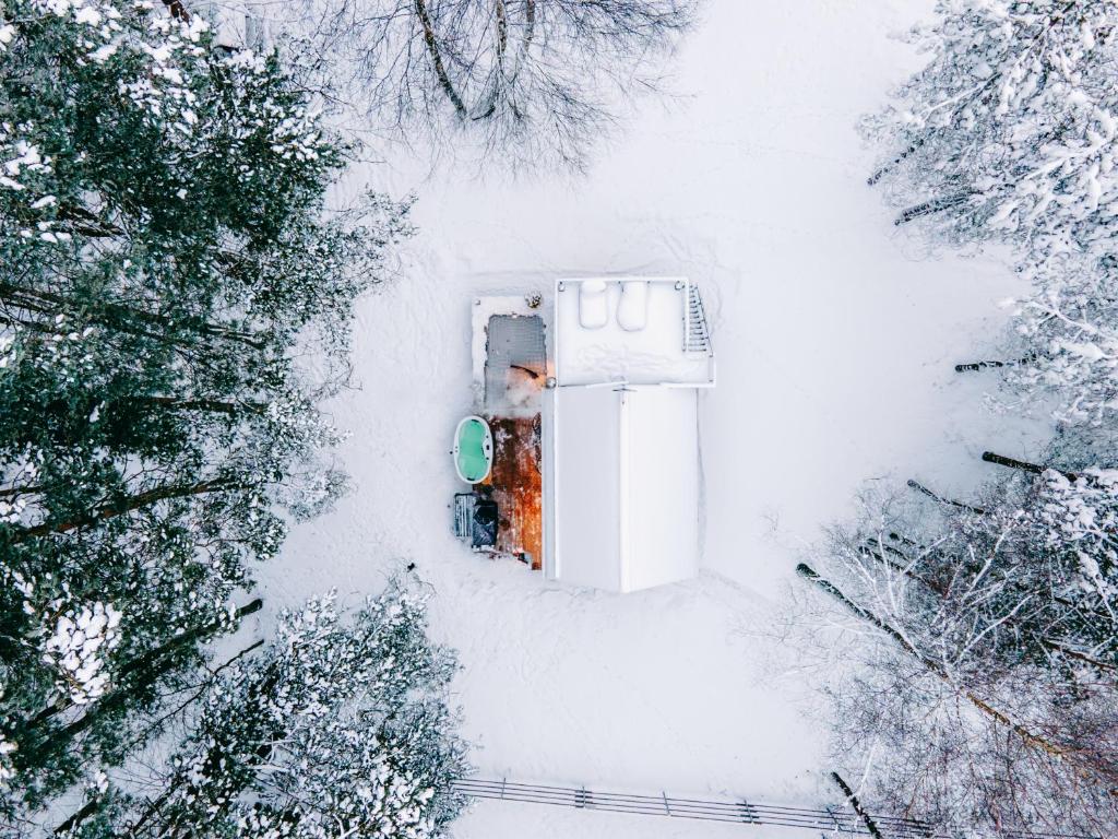 BRENDIS -'Virš Ąžuolų' - Forest SPA - FREE jacuzzi - Casa De Una Habitación