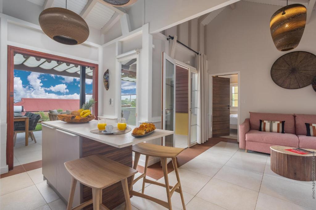 Posezení v ubytování La Suite Villa