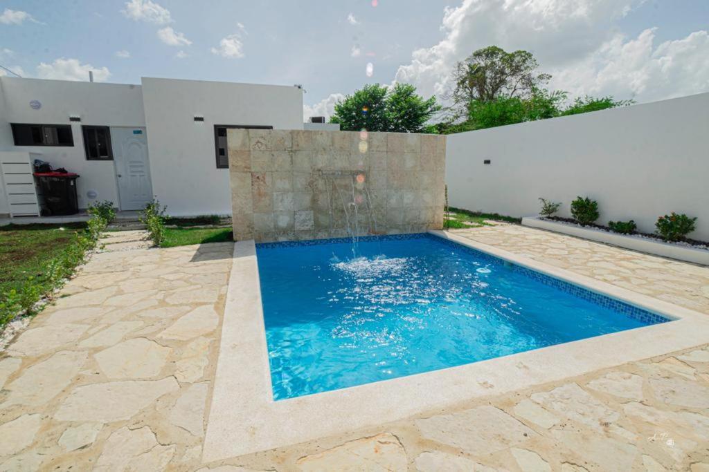 Bazén v ubytování villa green paradise nebo v jeho okolí
