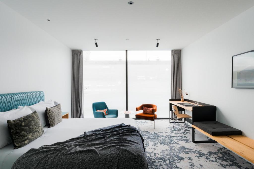 Ebb-Dunedin - Resim 23