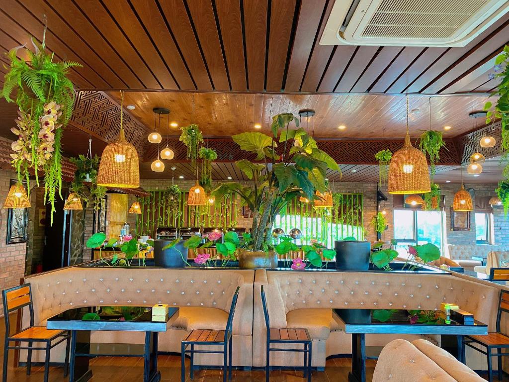 Restaurace v ubytování Kawasaki Noi Bai Airport Hotel