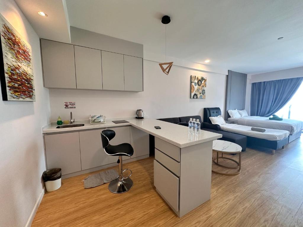 Aru Suites HOMESTAY WIFI,Carpark,24h Check in,Water Filter by R2 Residence - Estudio Con Mountain View