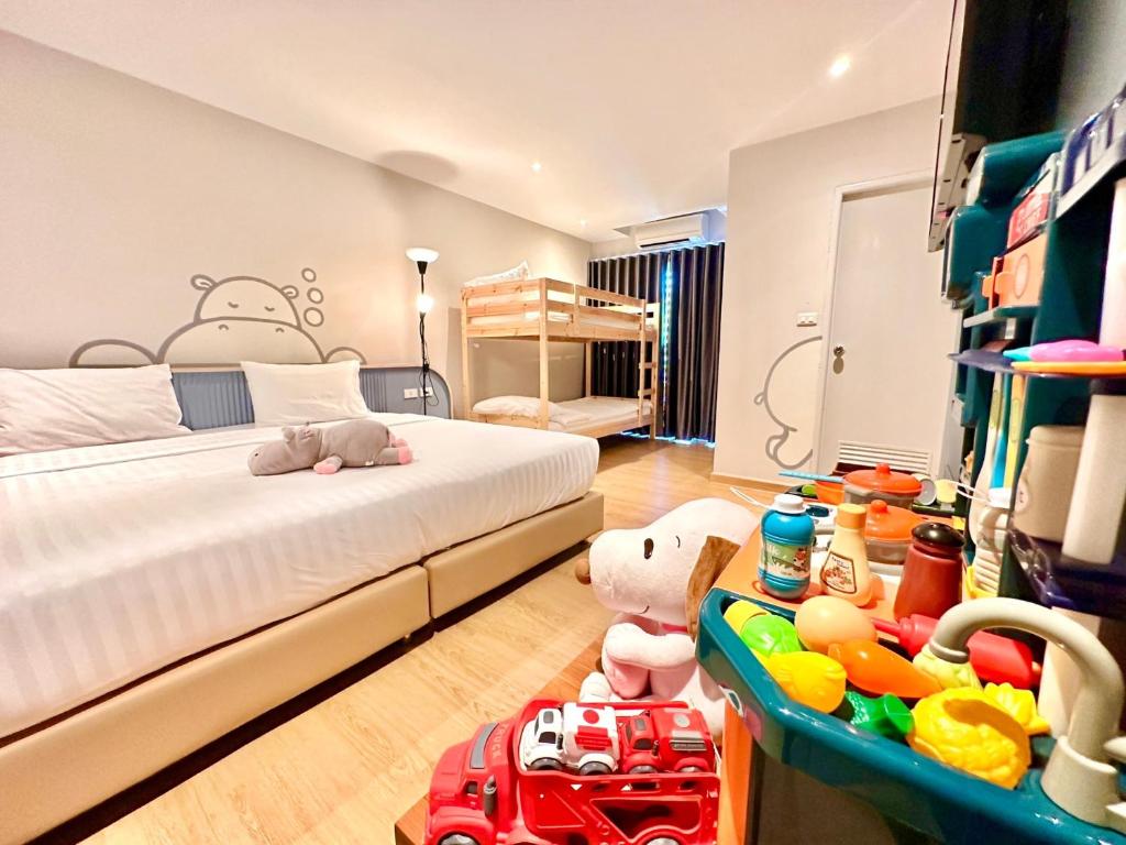 Postel nebo postele na pokoji v ubytování Herma Hotel
