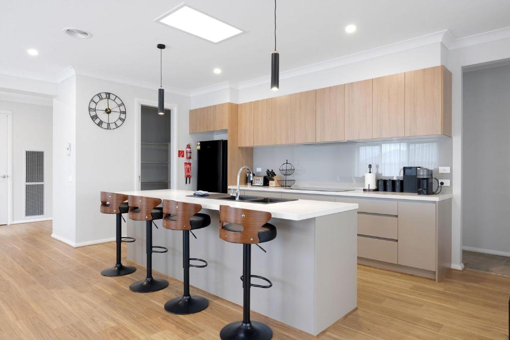 Seascape Views, Bay (updated prices 2024)