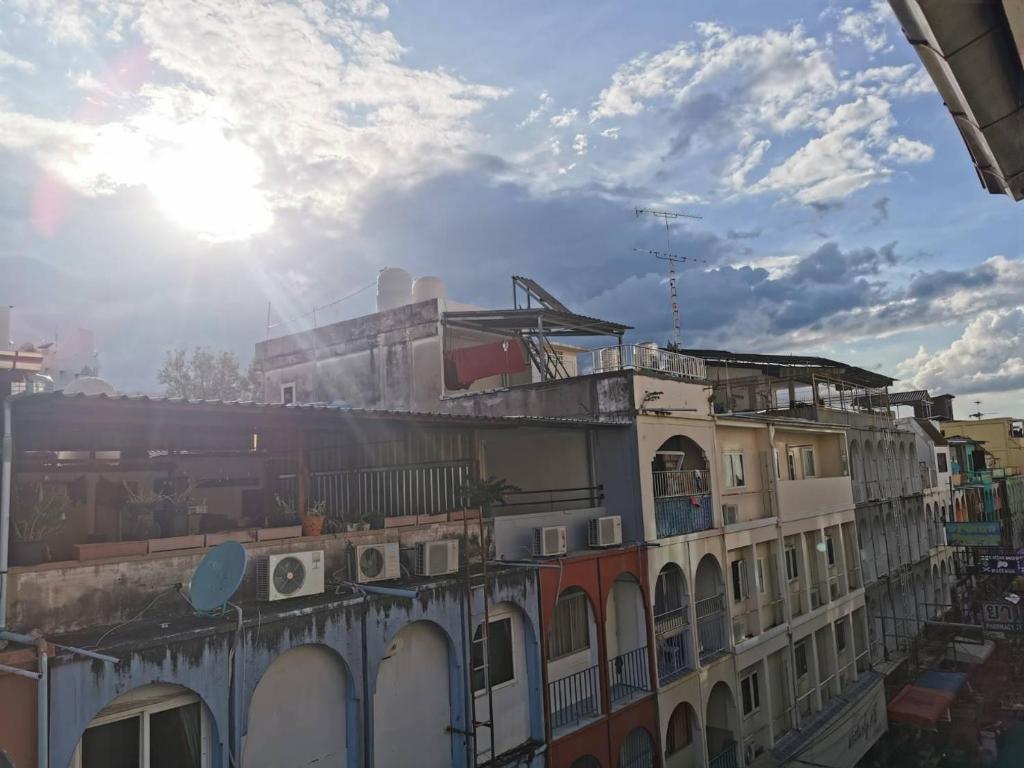 The One Hotel - Resim 25