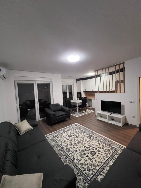 Nice apartment with great views, Pristina (updated prices 2024)