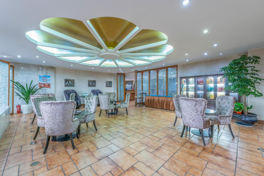 Posezení v ubytování Baoding Zhong Yin Hotel