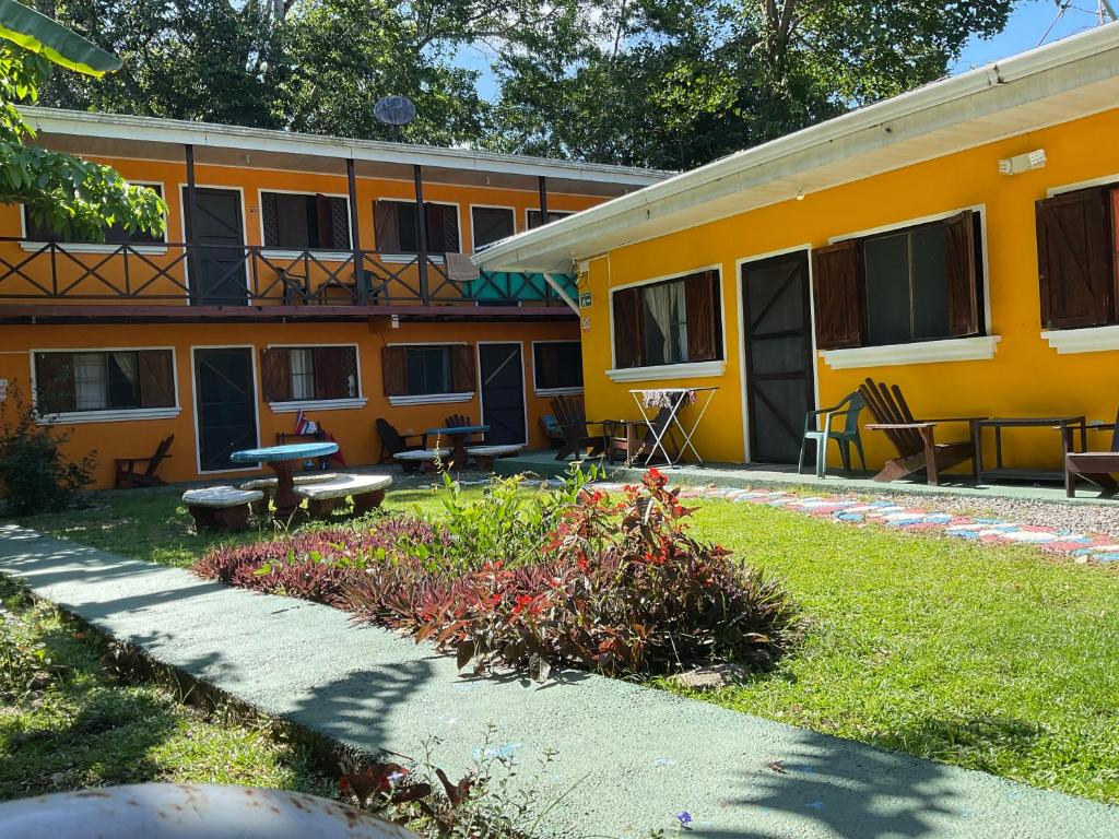 Zahrada ubytování Las Casitas de Playa Ne gra