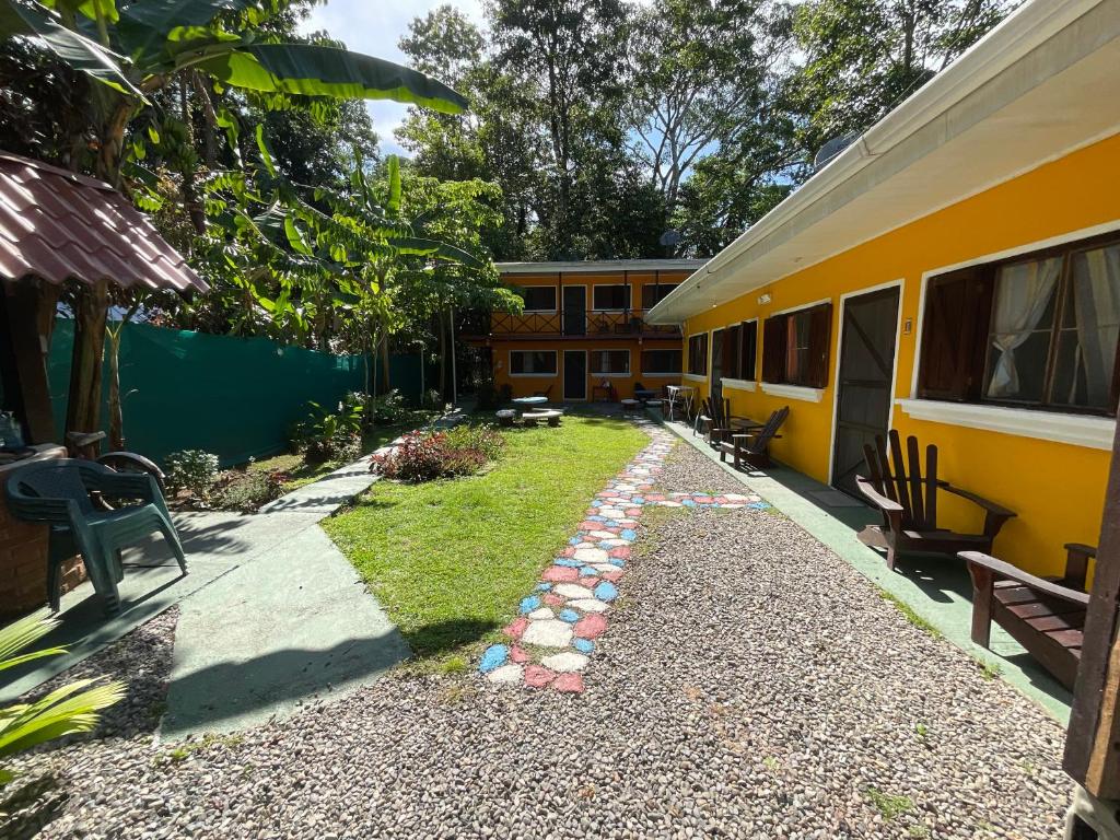 Zahrada ubytování Las Casitas de Playa Ne gra