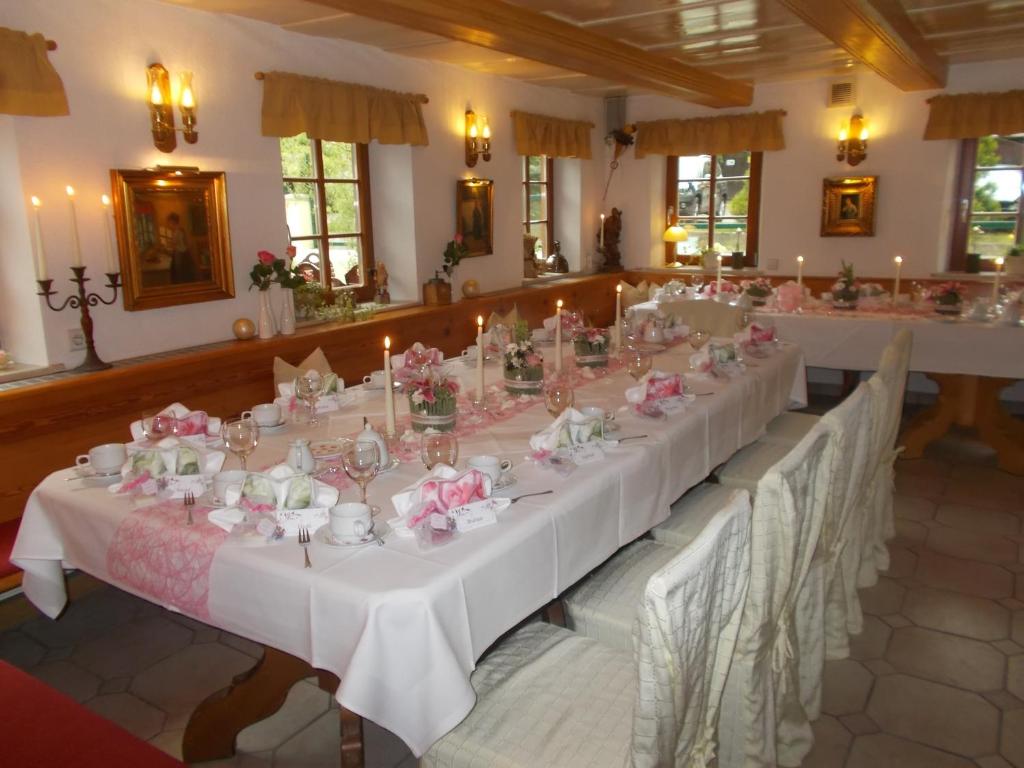 Restaurace v ubytování Romantik Hotel Zum Lindengarten