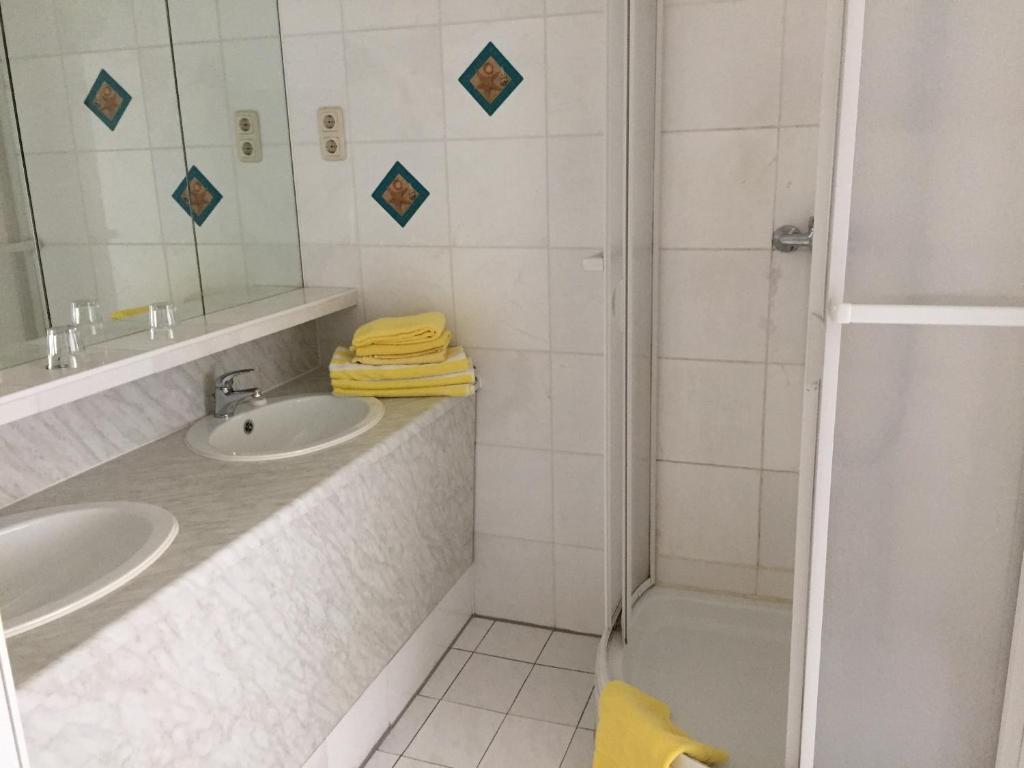 Jugendhotel Nürnberg - Resim 38