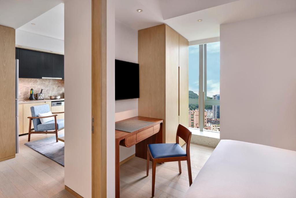 Doubletree By Hilton Shenzhen Airport Residences - One-Bedroom Queen Room