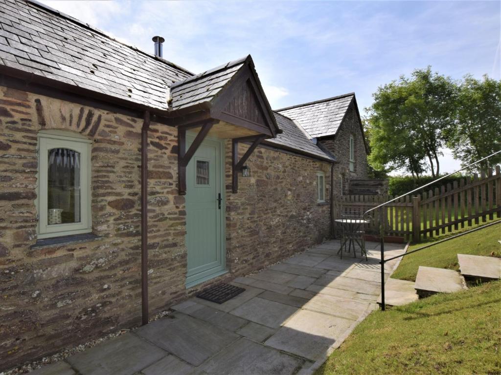 1 Bed in Watchet OLDLI, (updated prices 2024)