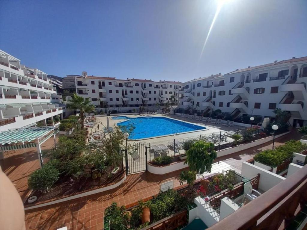 Victoria Court 2 lovely apartment 65, Los Cristianos (updated prices