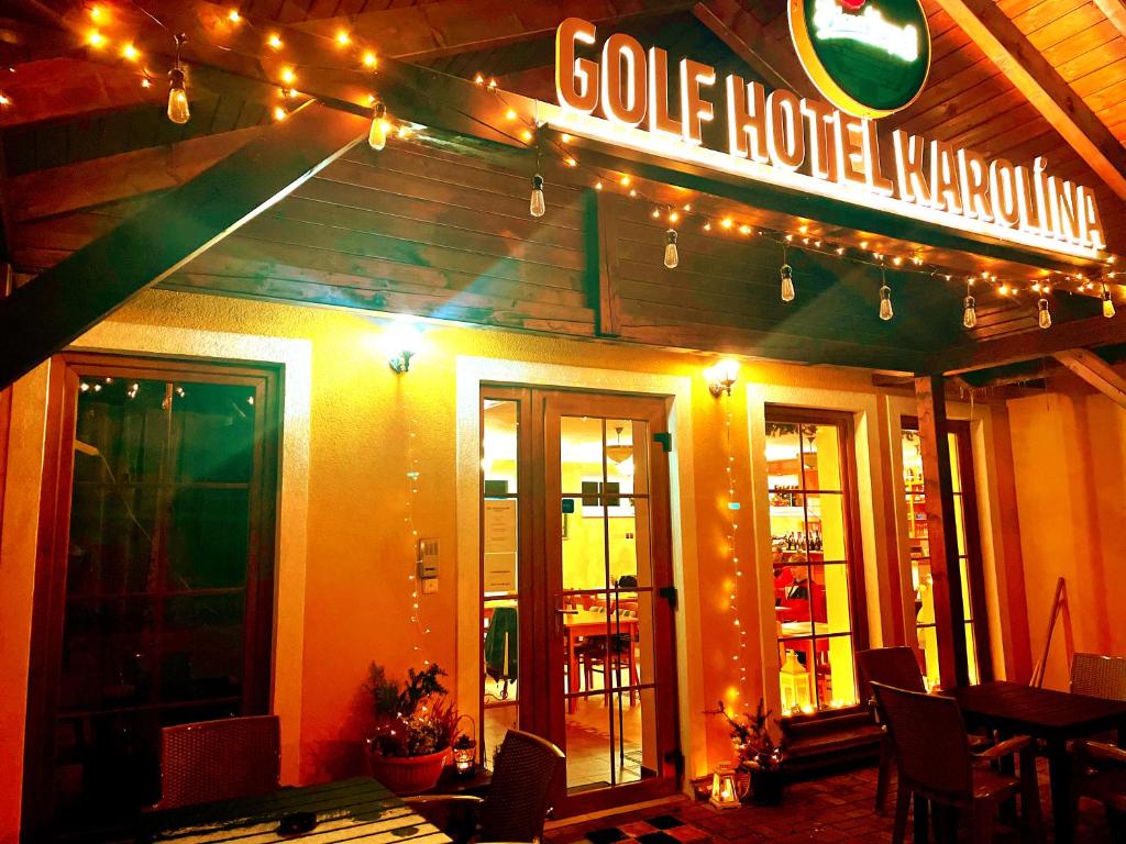 Certifikát, hodnocení, plakát nebo jiný dokument vystavený v ubytování Hotel Karolina