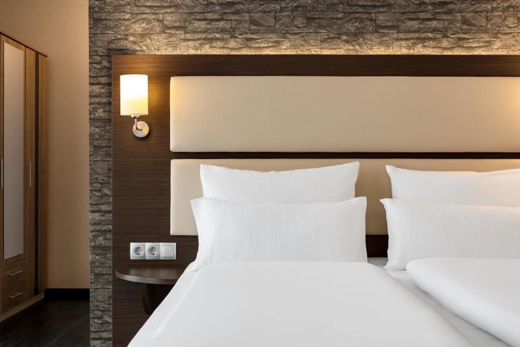 Amedia Express Bielefeld, Trademark Collection by Wyndham - Comfort Room