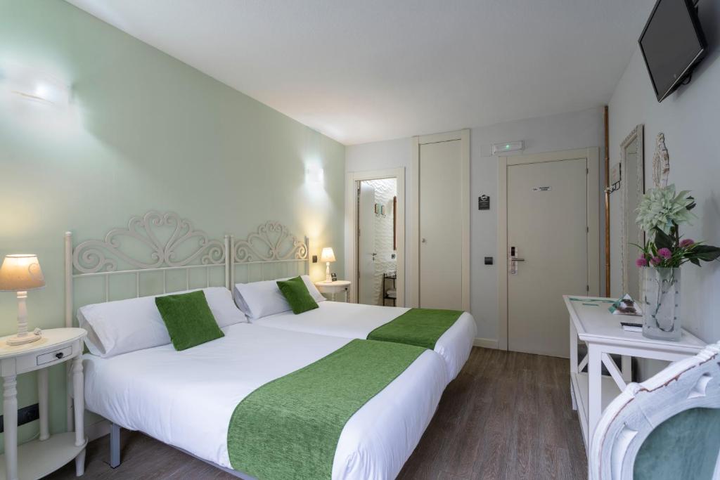 Alda Centro Zamora - Standard Double Room