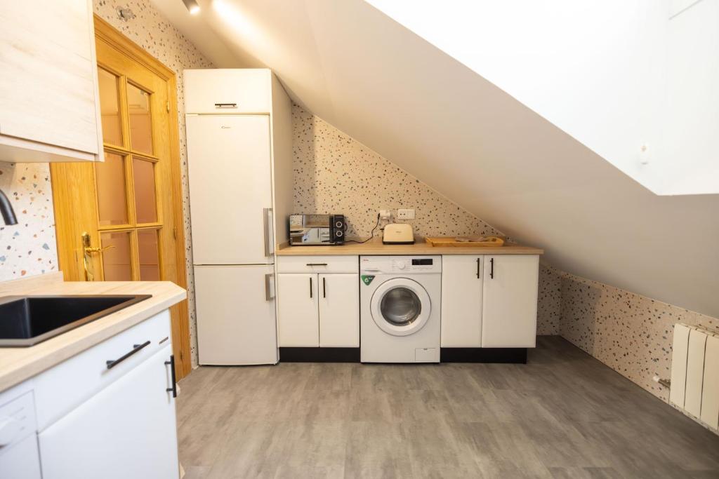 Atuaire Home La Merced en el centro histórico de Burgos PARKING INCLUIDO - 14