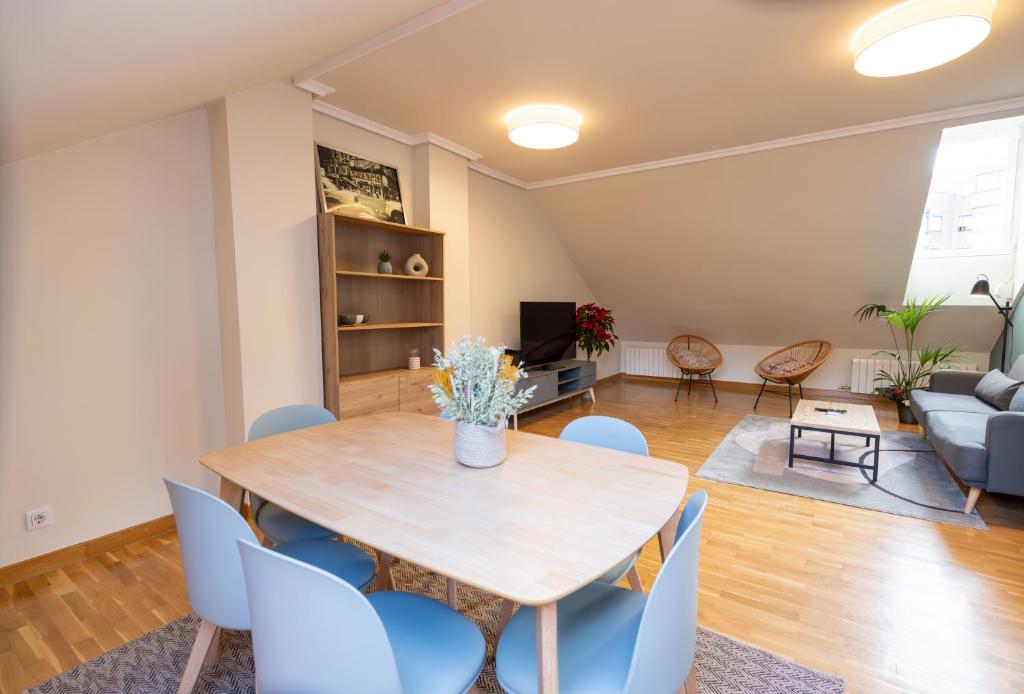 Atuaire Home La Merced en el centro histórico de Burgos PARKING INCLUIDO - 5