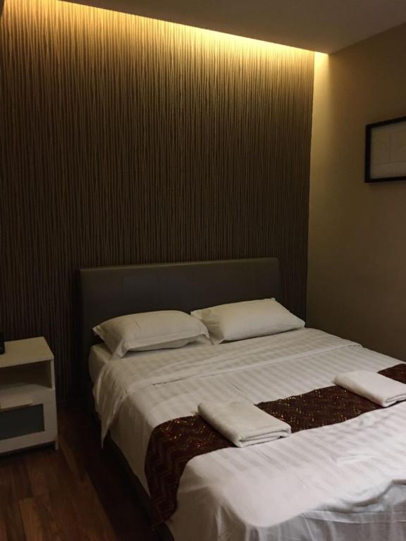 M BOUTIQUE INN (BINTANG JAYA) - Chambre Reine