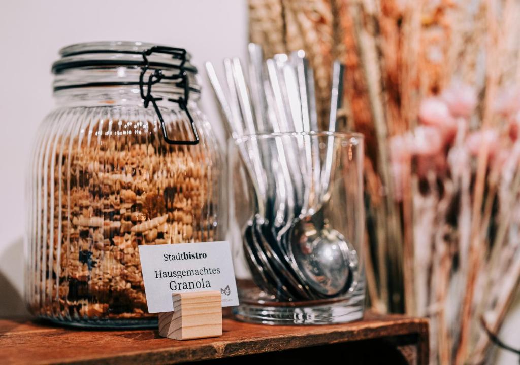 Hotel Dom, zentral - herzlich - sozial engagiert - Resim 26