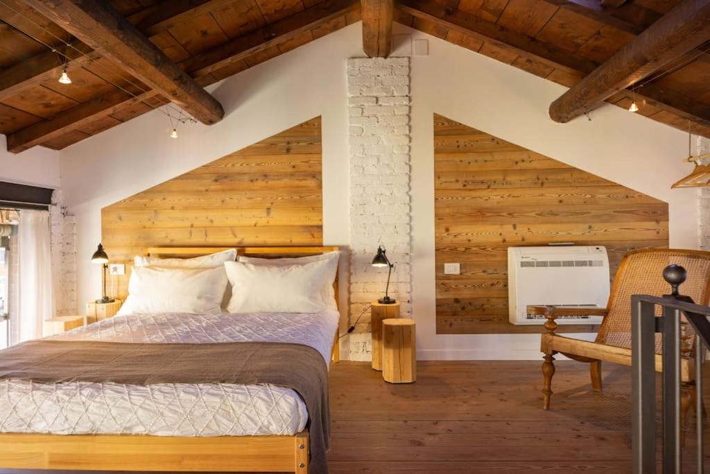 Postel nebo postele na pokoji v ubytování Fiori e Spezie