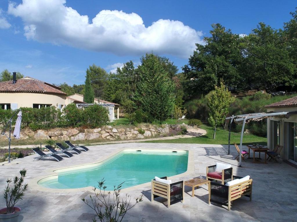 Villa Trets à 25 km d'Aix en Provence, Trets – Cập nhật Giá năm 2023