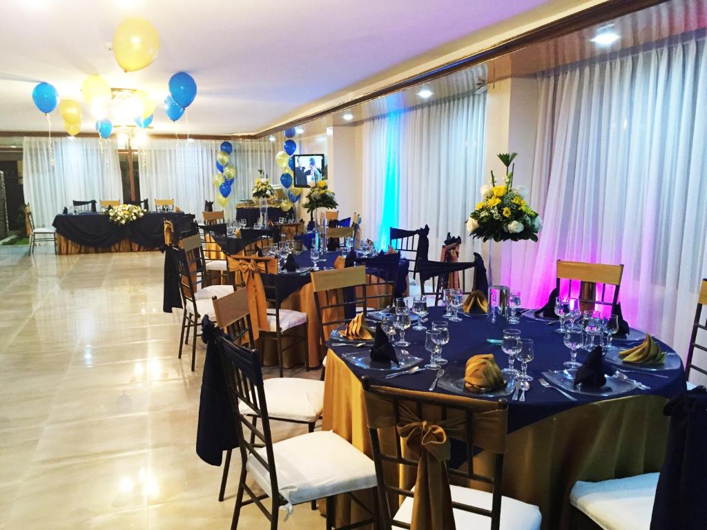 Restaurace v ubytování Hotel Villa Lafayette