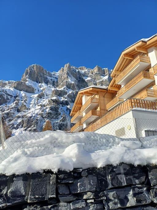 Nespecifikovaný výhled na hory nebo výhled na hory při pohledu z apartmánu