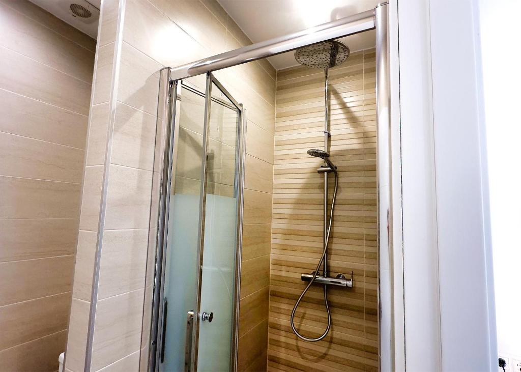 Kúpeľňa v ubytovaní SKOL 350. Great 2 Bedroom Apartment in Skol Marbella