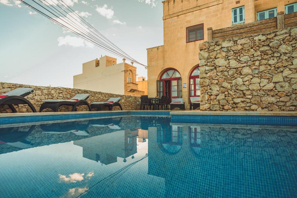Piscina di Amaryllis Holiday Home o nelle vicinanze