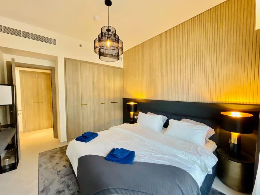 Luxury 1 Bedroom Apartment, Dubai Updated 2024 Prices