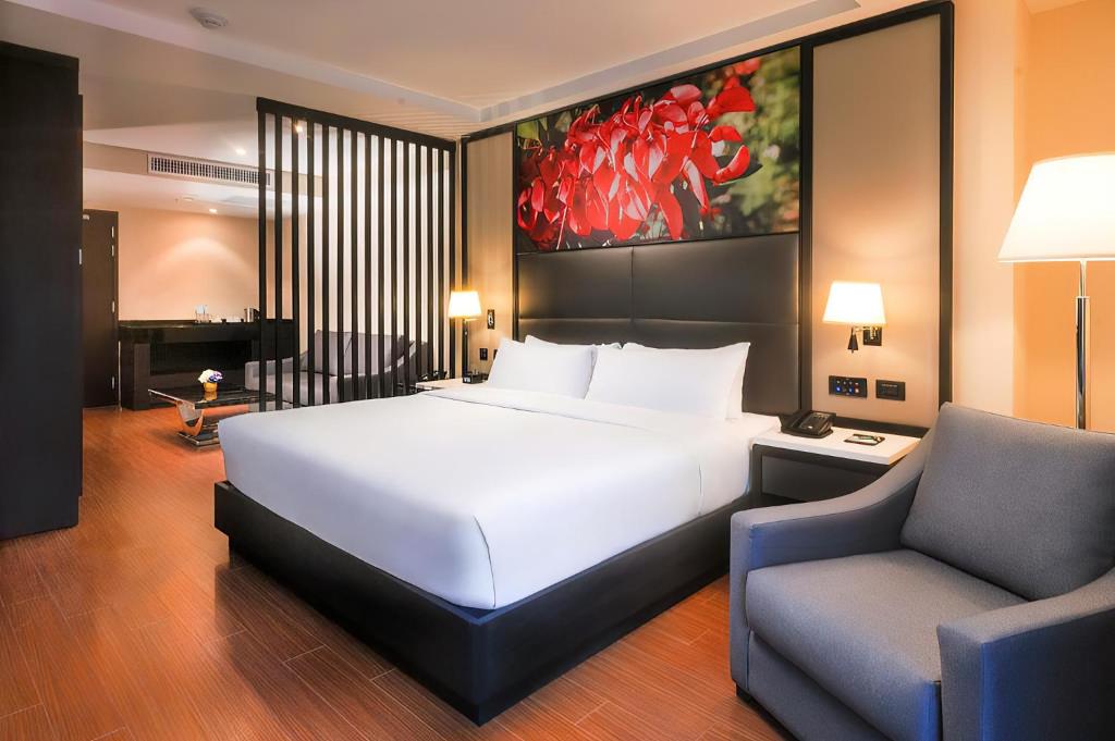 Hilton Garden Inn Lima Surco - Junior King Suite With Seating Area