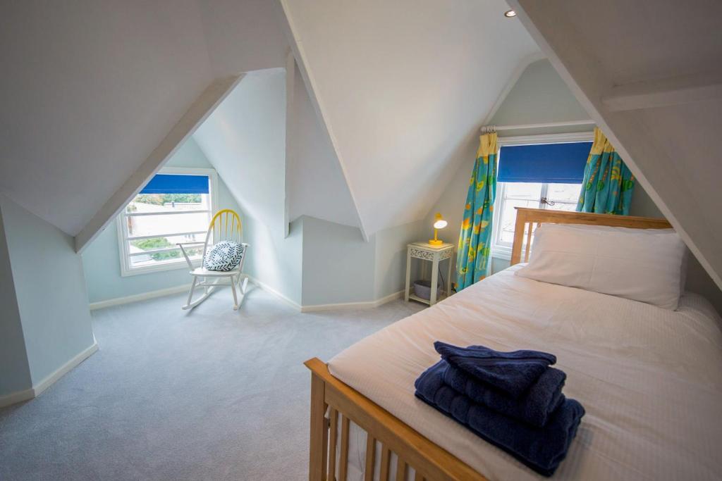 3 Trinity Street 2