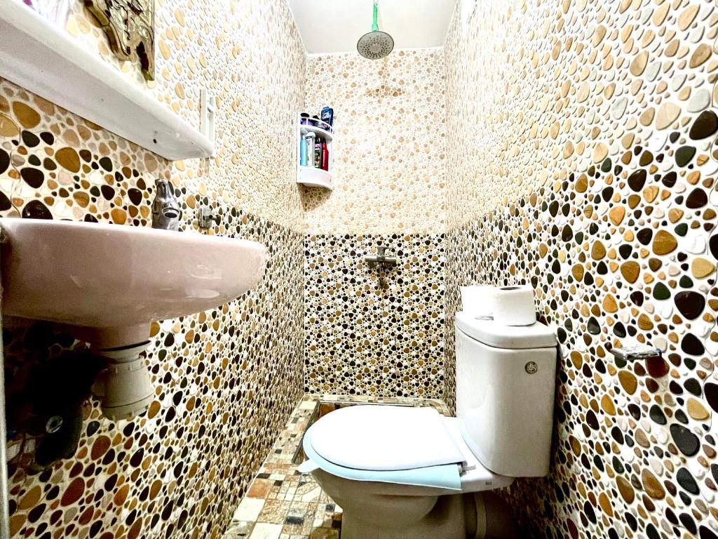 Koupelna v ubytování Idriss Seaview Guesthouse