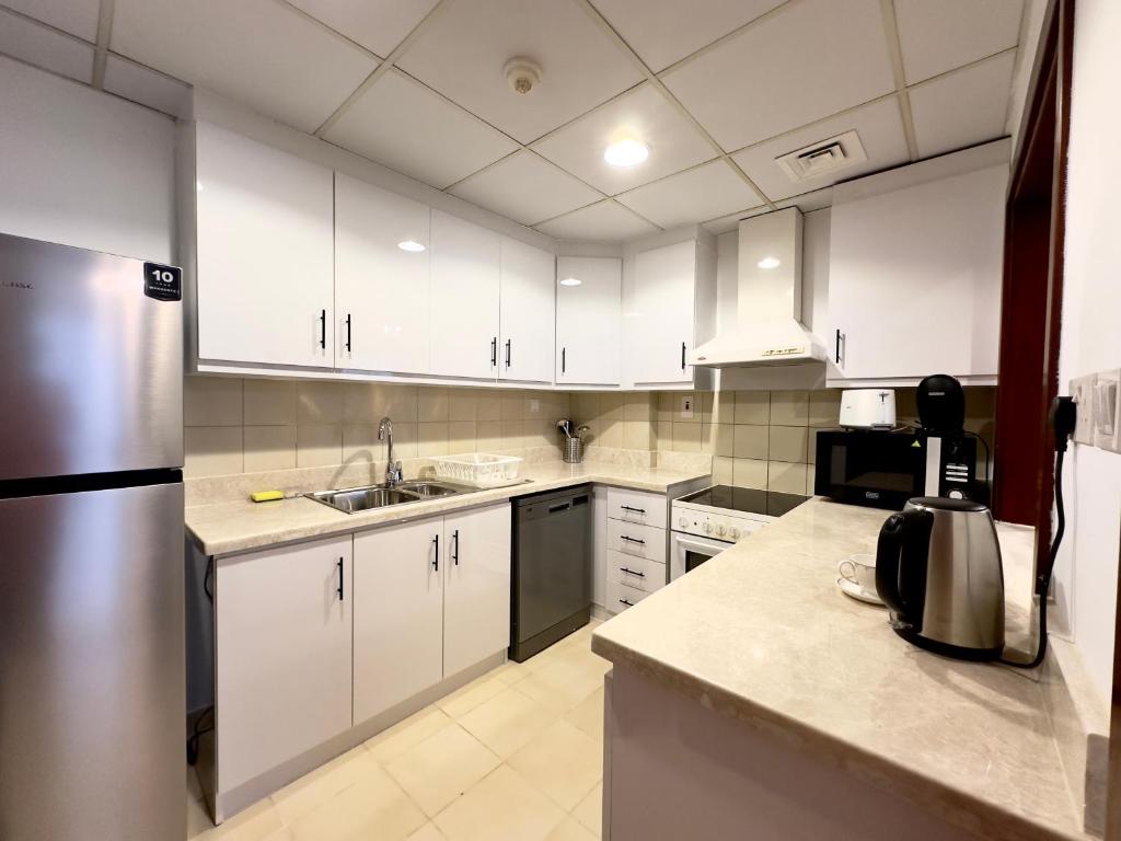 Fotografie z fotogalerie ubytování Dar Vacation - Great Spacious 2BR Apartment in Jumeirah Beach Residence v Dubaji