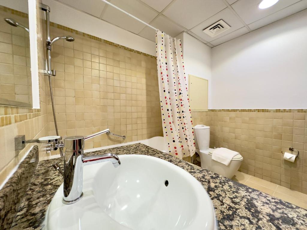 Fotografie z fotogalerie ubytování Dar Vacation - Great Spacious 2BR Apartment in Jumeirah Beach Residence v Dubaji