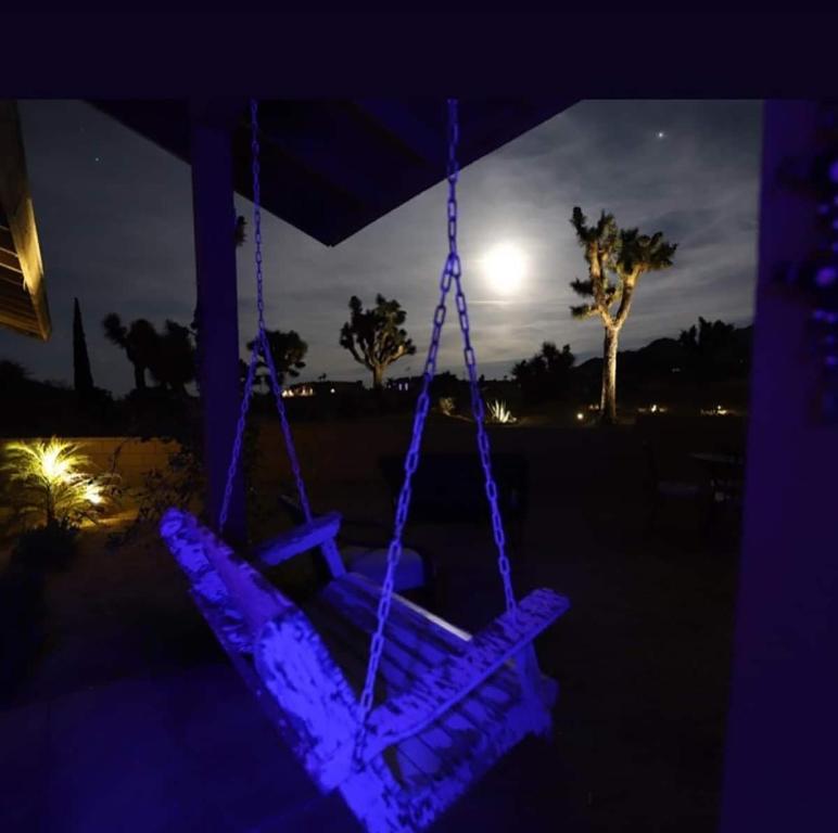 Fotografie z fotogalerie ubytování Electroliquid's Casa Pueblo Joshua Tree v destinaci Joshua Tree