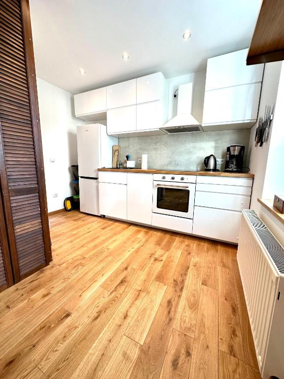 Kuchyň nebo kuchyňský kout v ubytování Ferienwohnung zur Hohe Str