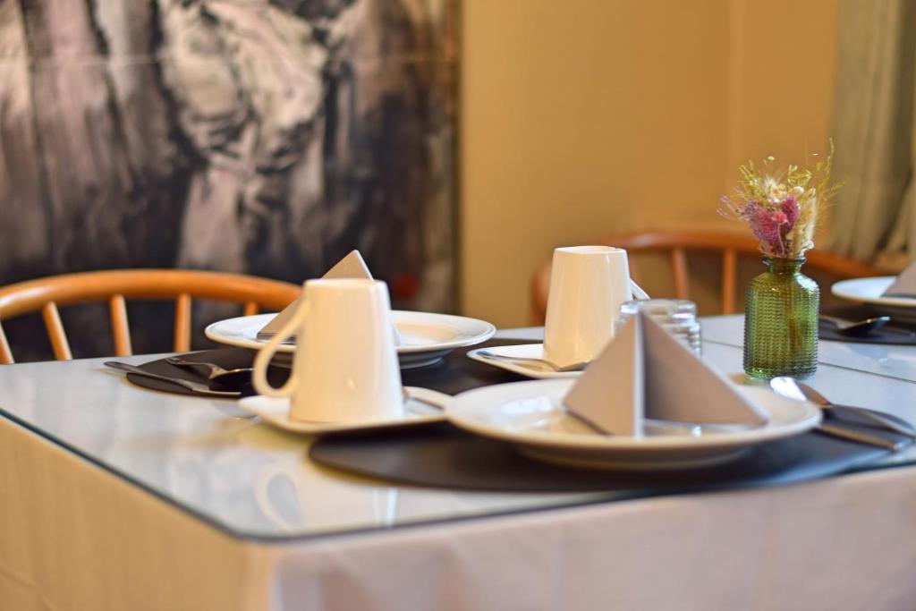 Hotel Entree - Canal View Bruges - Resim 32