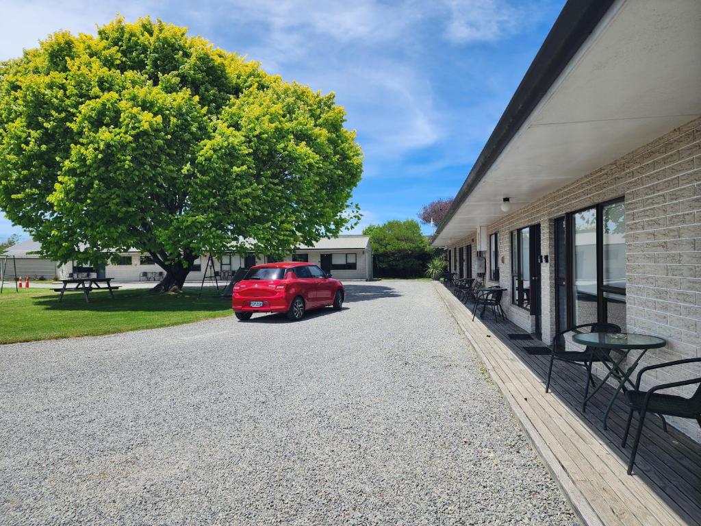 U Studios Masterton - Resim 9