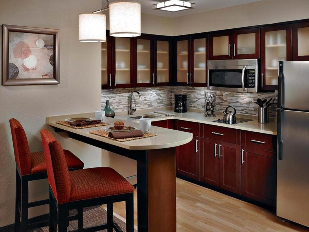Staybridge Suites Syracuse Liverpool by IHG - Kamer Met Queensize Bed - Toegankelijk Voor Gehoor