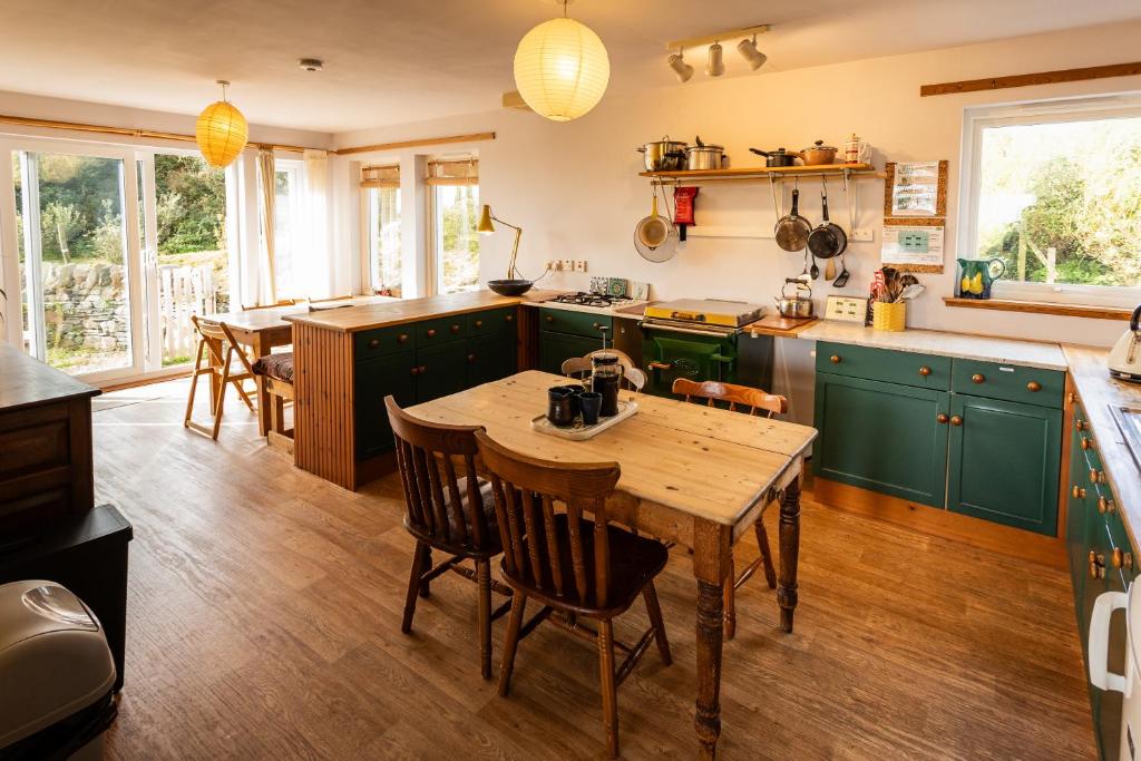 Kuchyň nebo kuchyňský kout v ubytování Shorefield, Bruichladdich