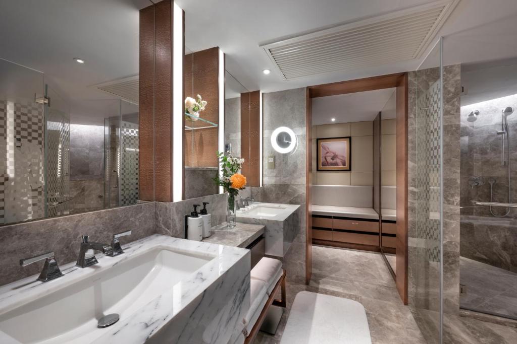 Bagno di InterContinental Grand Stanford Hong Kong by IHG