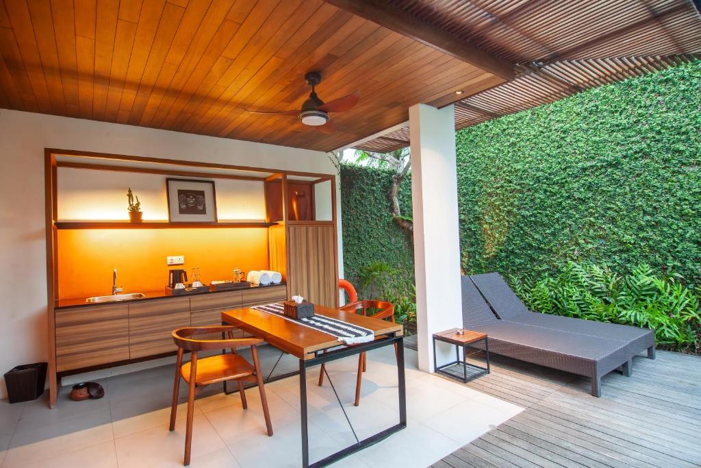 Abia Villa Legian - 4