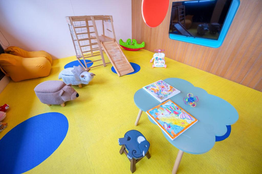 O clube infantil de HOMA Phuket Town