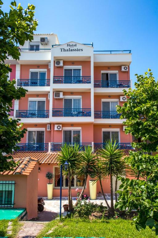 Budova, kde se hotel nachází