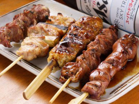 アパートメントの敷地内または近くでの食事または食べ物
