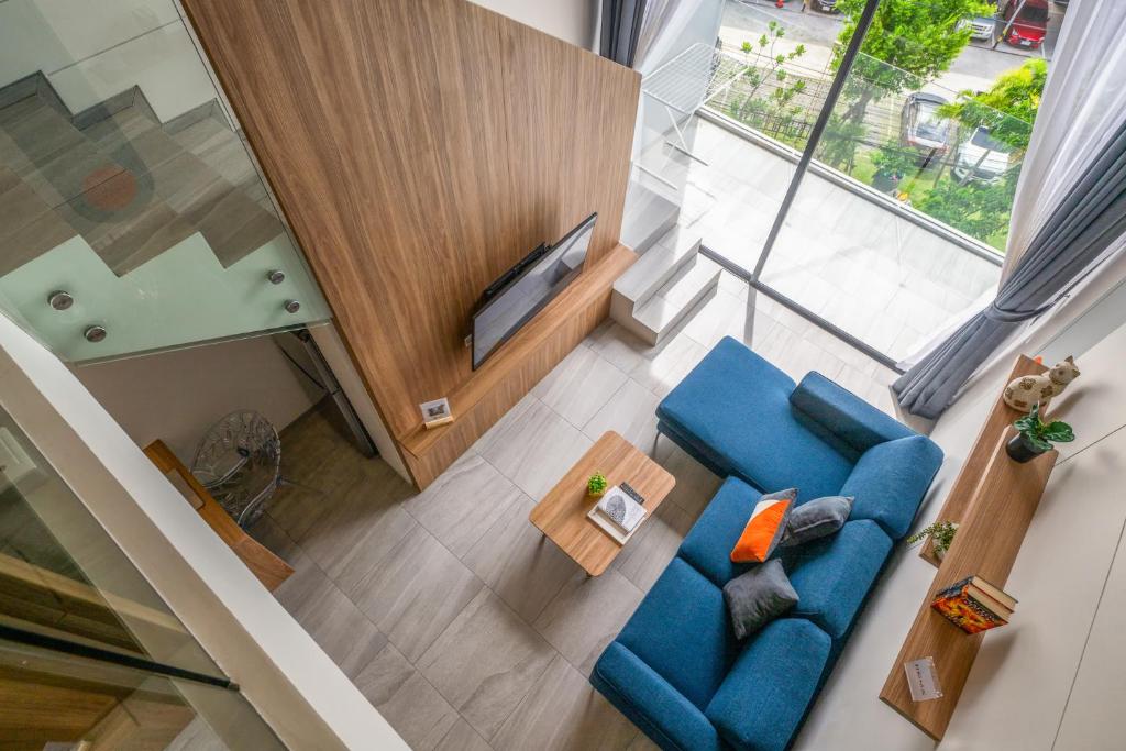 
Duplex XL + Free Coworking Space
